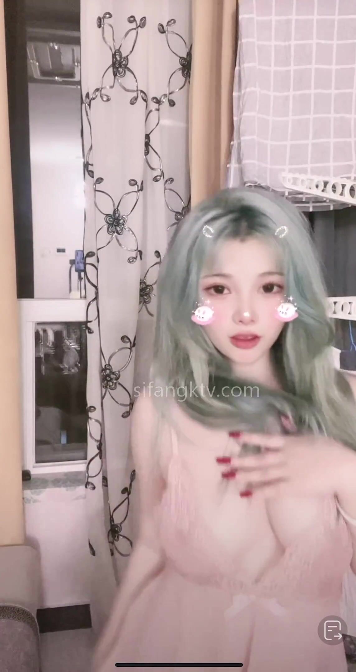 重磅 抖音直播技術性走光 熱舞 露底 美女雲集 (26)