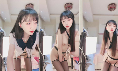 極品主播@荷花 尺度福利秀 (6)