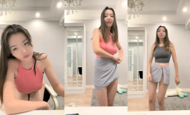 飢渴的騷妹妹黑絲情趣露臉被小哥們各種玩弄，口交大雞巴深喉草嘴，躺著側入揉著騷奶子爆草 (2)