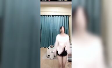 重磅 抖音直播技術性走光 熱舞 露底 美女雲集 (302)