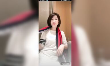 重磅 抖音直播技術性走光 熱舞 露底 美女雲集 (380)