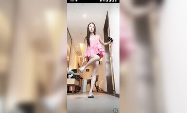 重磅 抖音直播技術性走光 熱舞 露底 美女雲集 (52)