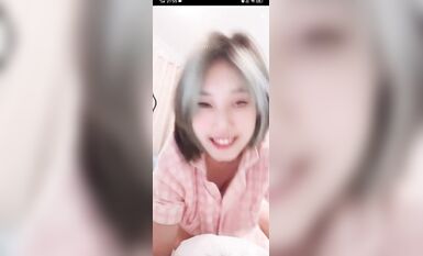 重磅 抖音直播技術性走光 熱舞 露底 美女雲集 (56)