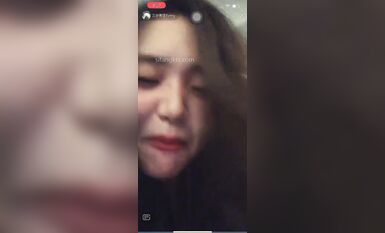 重磅 抖音直播技術性走光 熱舞 露底 美女雲集 (81)