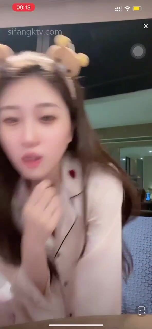 重磅 抖音直播技術性走光 熱舞 露底 美女雲集 (99)