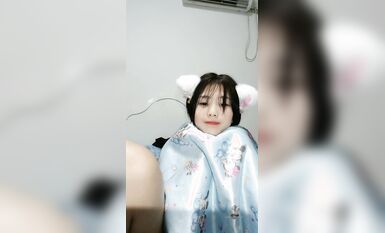 【一隻可愛的小蘿莉】最最最可愛，捨不得，啪啪大秀 長相酷似抖音千萬粉絲大V王大毛呀 (3)