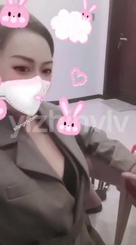 推特24萬粉騷貨『大婊姐』私密群淫語群P私拍 網紅美乳各種劇情啪啪 真人實戰 高清 (13)