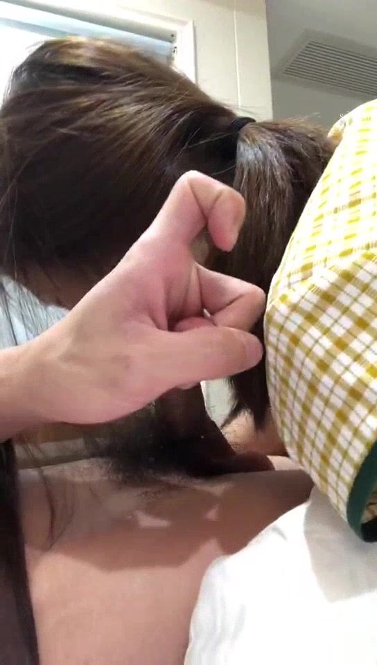 稚嫩漂亮嫩妹『清純女友』清純系妹子被大肉棒男友猛操 騎在妹子臉舔蛋蛋肉棒 完美露臉  (14)