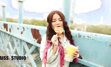 模特網鼻祖AISS愛絲鑽石VIP享有大尺度露點12部-假日游樂場