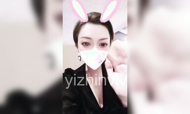 推特24萬粉騷貨『大婊姐』私密群淫語群P私拍 網紅美乳各種劇情啪啪 真人實戰 高清 (7)