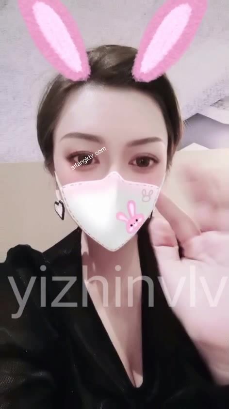 推特24萬粉騷貨『大婊姐』私密群淫語群P私拍 網紅美乳各種劇情啪啪 真人實戰 高清 (7)