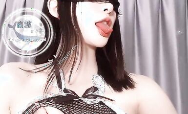 超高級御姐女神『白鯨』最新自拍流出 極品COS超美誘惑 豐臀美穴 不捨得入穴  (7)