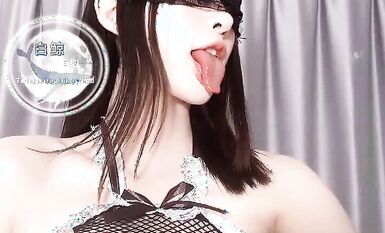 超高級御姐女神『白鯨』最新自拍流出 極品COS超美誘惑 豐臀美穴 不捨得入穴  (2)