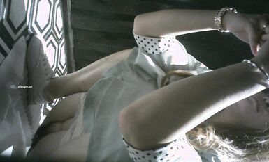 八月私房最新流出 魔手 外購精品廁拍夜總會4k女神《懟臉拍、被發現） (4)