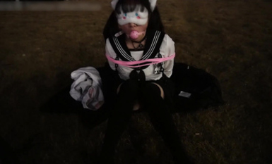 小母狗調教【喵喵醬】可愛小蘿莉被主人戴上項圈狗鏈戶外調教小嫩逼，你以為的清純雙馬尾同桌，私下是一隻欠調教的騷母狗