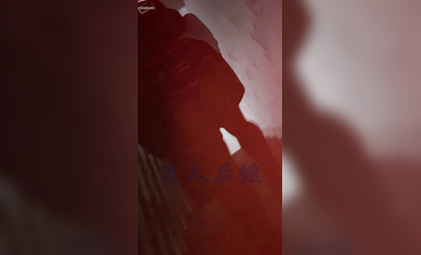 瘋狂偷拍各種小姐姐裙底 邪惡手指開啟 直接用手掀裙子抄底 超邪惡第二彈 超清4K (32)