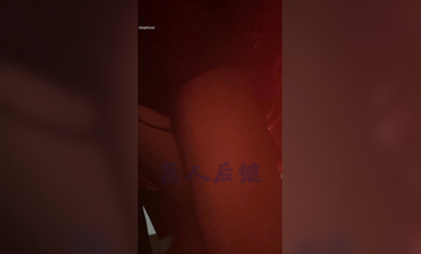 瘋狂偷拍各種小姐姐裙底 邪惡手指開啟 直接用手掀裙子抄底 超邪惡第二彈 超清4K (32)