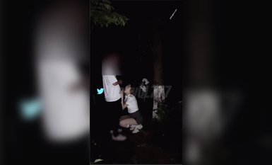 重磅推薦！頂級長腿騷貨 反差婊天花板Lucky 真實換妻，只挑身材好顏值高的猛男，大長腿黑絲OL制服秘書-野戰