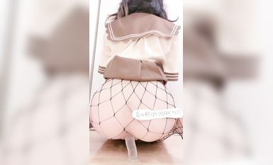 青春無敵 抖音風網紅嫩妹人氣小仙女【蘇小檸】訂制私拍M腿銷魂坐蠟魔性BGM彈力搖 (10)