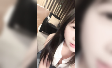 【京魚兒】19歲童顏巨乳 可愛貓女 神秘男舔逼 道具自慰 (4)