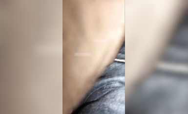 【極品稀缺 頂臀系列】明星見面會貼身頂牛仔褲少婦 (1)