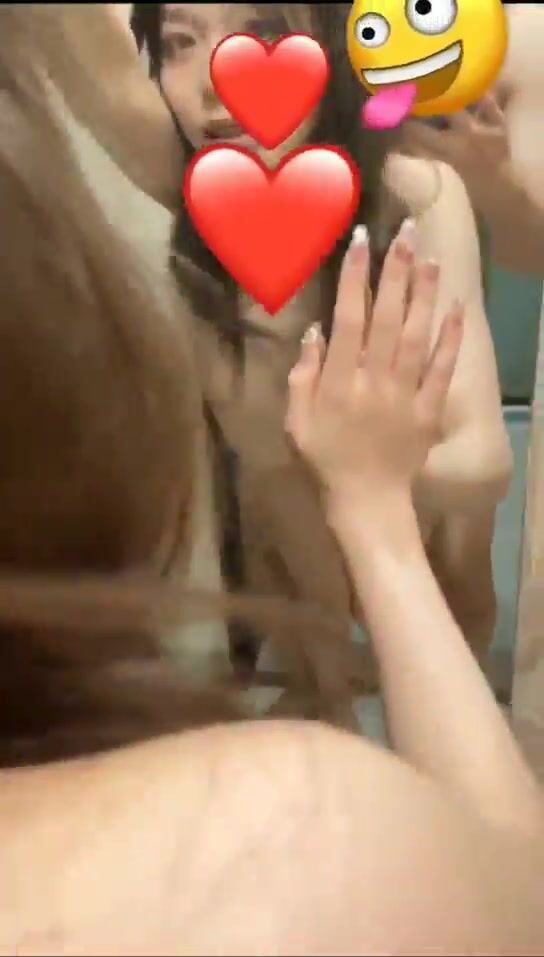 頂級顏值反差大學生與男友性愛自拍流出 豐臀騎乘 深喉跪舔 原著未流出無碼版 高清少量流出版 (19)