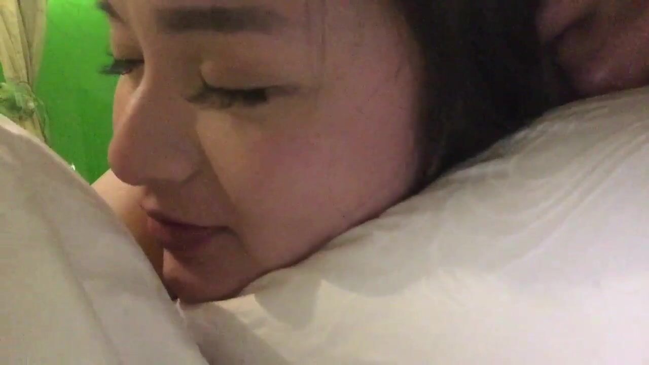 私房最新售價150元的 鑽石泄密 3季4K高清原拍攝土豪包養高顏值美女系列 (12)