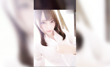 極品嫩妹貧乳嫩妹『笨趴』約炮島國某偶像團體成員 輪操他的小情人玲醬 高清 (11)