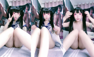 【成年妹妹】吐舌高潮臉掰逼收縮站立掰逼噴尿 (3)