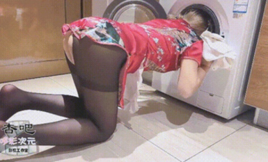 中華娘cos簡直不要太誘人【哆彩次元】從進入前的矜持到插入後的全方位電動小馬達，魔鬼身材白虎粉逼 高潮顫攣抽搐