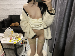 頂級反差潮噴女神！長腿高顏推特極品網紅【hanyx051韓雅茜】無水視圖完整集，各種紫薇玉足交道具肉棒啪啪高潮噴水 (2)