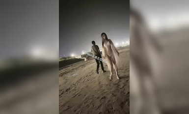 尤物反差婊，推特頂級美腿蜜臀小網紅-LC小狐狸 色女的膽子都是這么大嗎？公共場合如此暴露，大爺們的眼睛都翻直了小視頻集 (73)