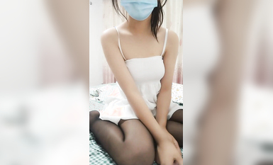 【爸爸的小狗】新人!三位可愛小蘿莉~道具自慰~3P啪啪噴水 (8)