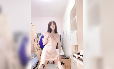 青春無敵 SS級完美身材推特女神希希重金私人訂制露臉裸舞紫薇化妝品當道具自慰高潮吐舌頭翻白眼 (7)