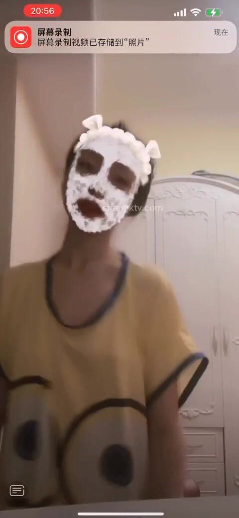 最新《瘋狂抖音》外篇之《抖音擦邊》眾女神直播中各種閃現走光刷邊 露毛露屁 凸點誘惑 (76)