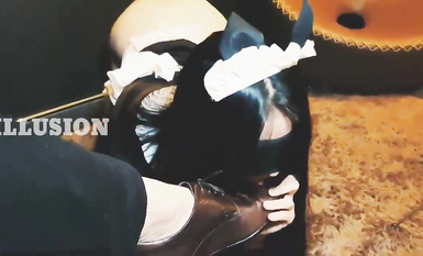 八月【重磅福利】SM大神ILLUSION 調教COS女奴福利集，各種性虐蘿莉美少女，屁股都拍紅再操 (85)