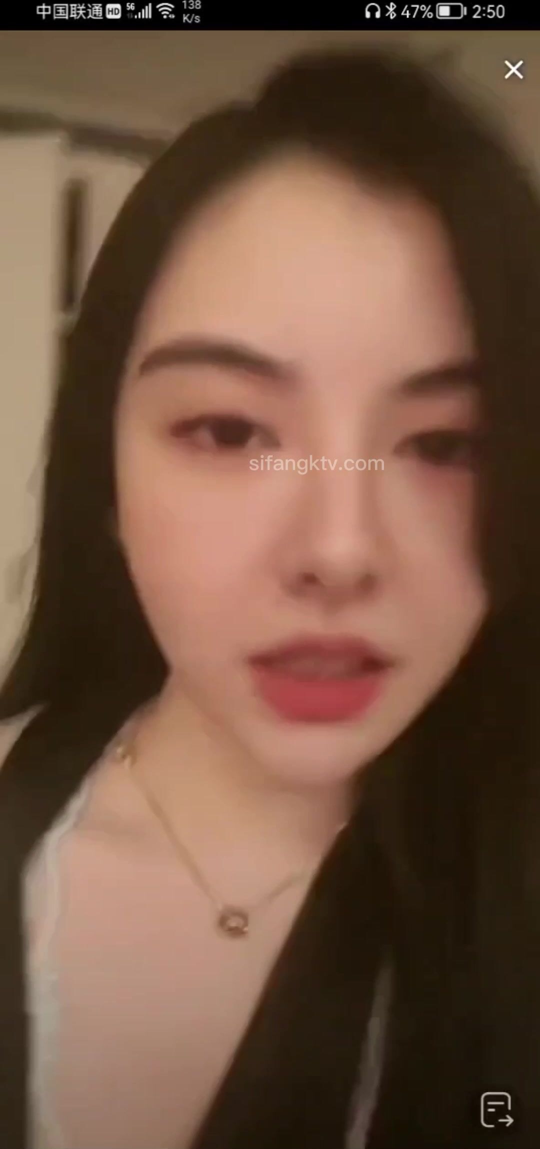 最新《瘋狂抖音》外篇之《抖音擦邊》眾女神直播中各種閃現走光刷邊 露毛露屁 凸點誘惑 (28)