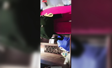 最新《瘋狂抖音》外篇之《抖音擦邊》眾女神直播中各種閃現走光刷邊 露毛露屁 凸點誘惑 (61)