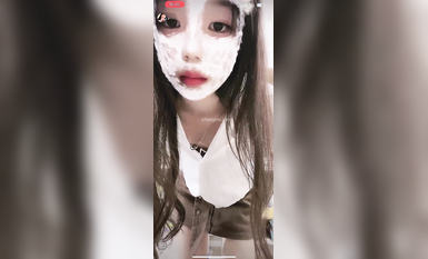 最新《瘋狂抖音》外篇之《抖音擦邊》眾女神直播中各種閃現走光刷邊 露毛露屁 凸點誘惑 (130)