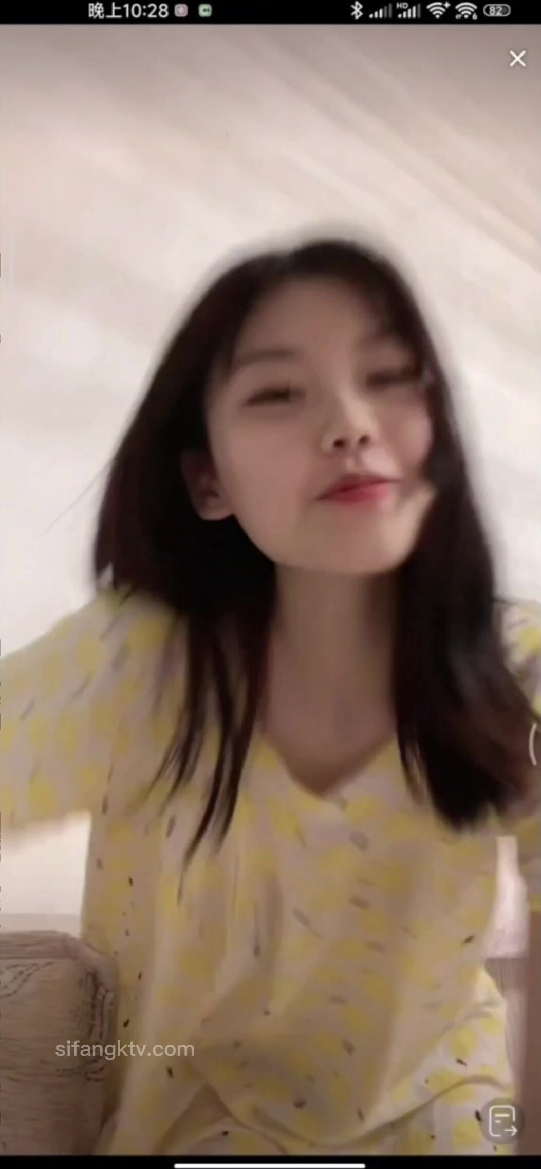 最新《瘋狂抖音》外篇之《抖音擦邊》眾女神直播中各種閃現走光刷邊 露毛露屁 凸點誘惑 (126)