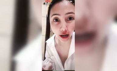 最新《瘋狂抖音》外篇之《抖音擦邊》眾女神直播中各種閃現走光刷邊 露毛露屁 凸點誘惑 (113)