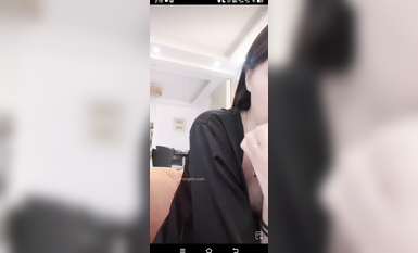 最新《瘋狂抖音》外篇之《抖音擦邊》眾女神直播中各種閃現走光刷邊 露毛露屁 凸點誘惑 (92)