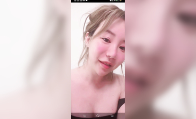 最新《瘋狂抖音》外篇之《抖音擦邊》眾女神直播中各種閃現走光刷邊 露毛露屁 凸點誘惑 (87)