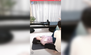 最新《瘋狂抖音》外篇之《抖音擦邊》眾女神直播中各種閃現走光刷邊 露毛露屁 凸點誘惑 (152)