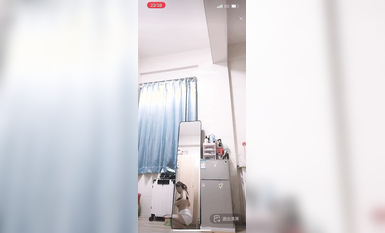 最新《瘋狂抖音》外篇之《抖音擦邊》眾女神直播中各種閃現走光刷邊 露毛露屁 凸點誘惑 (135)