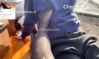 推特頂級母狗chenYY01【頂級大長腿高級貨色】喜歡被兩個男人同時操 (5)