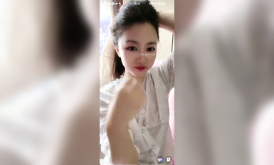 最新《瘋狂抖音》外篇之《抖音擦邊》眾女神直播中各種閃現走光刷邊 露毛露屁 凸點誘惑 (119)