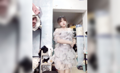 青春無敵 SS級大奶完美身材推特女神希希第二季重金私人訂制露臉裸舞紫薇高潮吐舌頭翻白眼狠是賣力 (7)