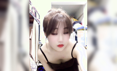 青春無敵 SS級大奶完美身材推特女神希希第二季重金私人訂制露臉裸舞紫薇高潮吐舌頭翻白眼狠是賣力 (10)