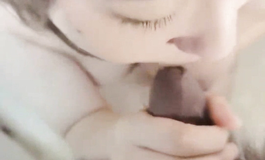 【獵奇稀缺 大開眼界】 【最新超震驚】種地時,突然想被填滿,木頭也行 (2)